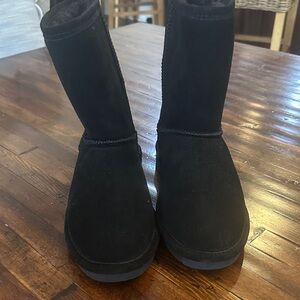 BearPaw Kids Black Boots nwot box